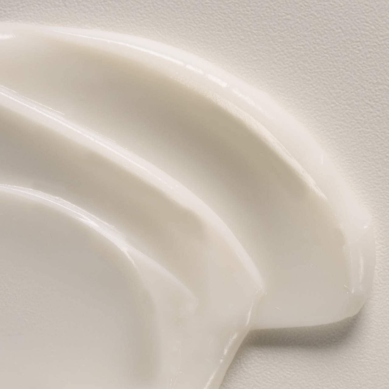 Close-up of oi hair butter sample